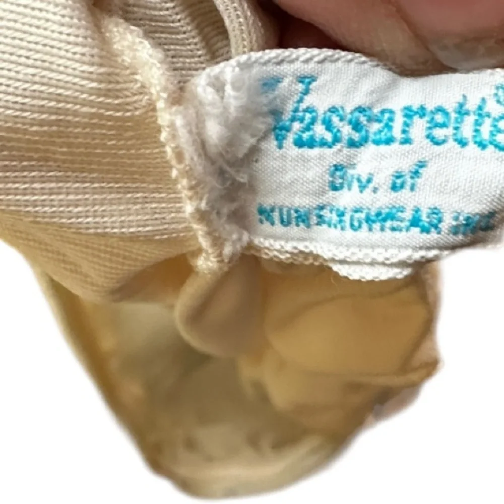 Vintage Vassarette‎ Nylon Slip - Picture 6 of 7